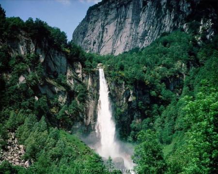 Une cascade trop belle!
