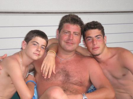 Mes trois hommes rien qu'a MOI...