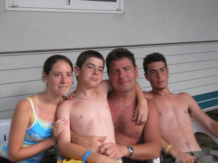 moi mon frere mon pere et encore mon frere